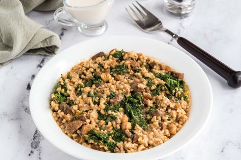 Groats Recipe, Kale And Mushroom, Oat Groats, High Fiber Diet, Vegan Main Dishes, Whole Grains, Sauteed Vegetables, Vegan Breakfast, Savoury Dishes