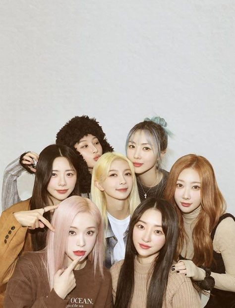 Dreamcatcher Ot7, My Music Taste, Lee Si Yeon, Dreamcatcher Kpop, Music Taste, My Music, Group Photo, Group Photos, Doja Cat