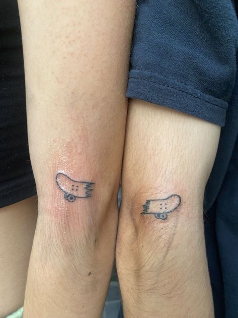 Tiny Skateboard Tattoo, Matching Tattoos Couples Emo, Matching Punk Tattoos, Simple Skateboard Tattoo, Matching Alternative Tattoos, Matching Guy Tattoos, Matching Video Game Tattoos, Matching Tattoos Men, Matching Emo Tattoos