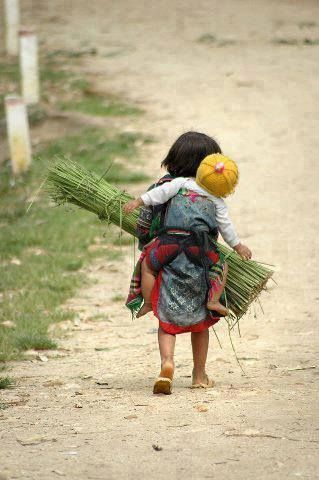 ❤️ http://itz-my.com Kids Around The World, We Are The World, Jolie Photo, People Of The World, World Cultures, 인물 사진, Sioux, People Around The World, Little People