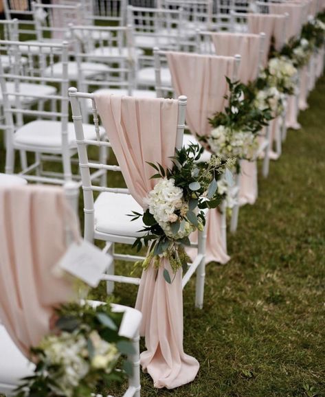 Garden Wedding Chair Decorations, White Tiffany Chairs Wedding, Tiffany Chairs Wedding Decor, Wedding Isles Decoration Outdoor, Wedding White Chairs, Wedding Ceremony Chair Decor, Tiffany Chairs, Decoration For Birthday Party, Wedding Chair Sashes