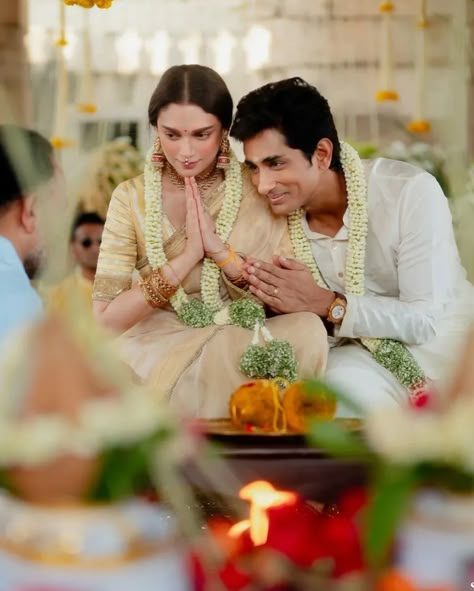 Aditi Rao Hydari and Siddharth have given their fans the best surprise as they have officially tied the knot, indeed the glimpses are simply dreamy !❤️🥺 Pictures: @storiesbyjosephradhik #aditiraohydari #siddharth #wedding #couple #congratulations #love #bride #groom Dreamy Pictures, Cocktail Wedding Reception, Stunning Wedding Photos, Aditi Rao Hydari, Aditi Rao, Wedding Lehenga Designs, Wedding Mandap, Temple Wedding, Wedding Suits Groom