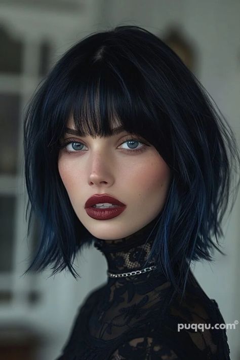 blue-black-hair-20 Blue Black Hair Dye, Short Blue Hair, Blue Black Hair Color, Κούρεμα Bob, Blue Black Hair, Dramatic Hair, Lighter Hair, Black Hair Dye, Fishtail Braid