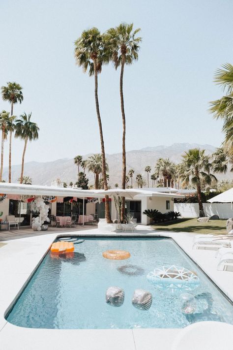 western/disco bachelorette | photo cred @thrudeezlens Last Disco Pool Party, Scottsdale Bachelorette Aesthetic, Coastal Cowgirl Pool Party, Pool Day Bachelorette Party, Bachelorette Pool Day, Retro Disco Aesthetic, Desert Disco Bachelorette, Disco Pool Party, Desert Mansion