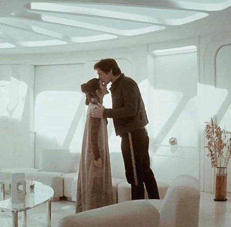 Leia Organa Empire Strikes Back, Princess Leia Aesthetic, Leia Organa Aesthetic, Leia And Han, Star Wars Original Trilogy, Han Solo Leia, Star Wars Couples, Anakin And Padme, Han And Leia