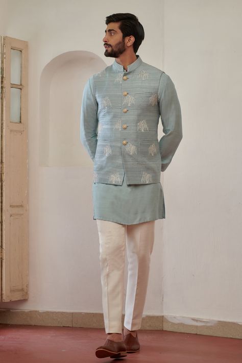 Shop for these amazing collections of Blue 100% Silk Embroidered Thread Daali Bundi For Men by Philocaly online at Aza Fashions. Aza Fashion Mens, Mithila Palkar, Mens Kurta Designs, Mens Kurta, Shilpa Shetty, Luxury Sale, Kareena Kapoor Khan, Madhuri Dixit, Nehru Jackets