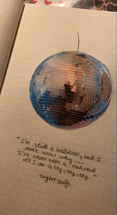 Mirrorball Taylor Swift Lyrics, Mirrorball Taylor Swift, Taylor Swift Mirrorball, Young Taylor Swift, Taylor Swift Drawing, Ball Drawing, Taylor Swift Birthday, Guitar Painting, Sketchbook Art Journal