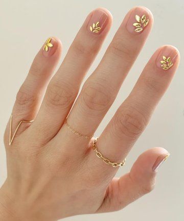 Gold Nail Art, Gold Nail, Spring Nail Art, Simple Nail Designs, Bridal Nails, Nail Art Inspiration, Gold Nails, Nail Decorations, Nail Art Design