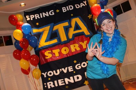 Toy Story Bid Day Zeta Bid Day Themes LSU ZTA Spring Bid Day Theme Phi Mu Crafts, Sorority Recruitment Themes, Big Little Paddles, Recruitment Themes, Rush Week, Theta Phi Alpha, Bid Day Shirts, Big Little Shirts, Bid Day Themes