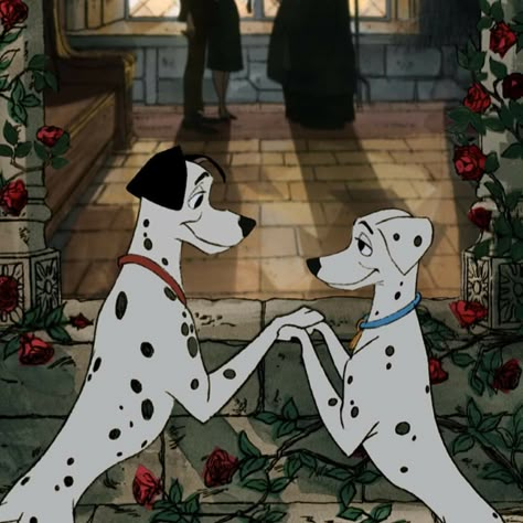 Old Disney Aesthetic, Pongo And Perdita, Disney Core, One Hundred And One Dalmatians, Old Animation, Old Disney Movies, Disney Movie Art, Disney Romance, 101 Dalmations