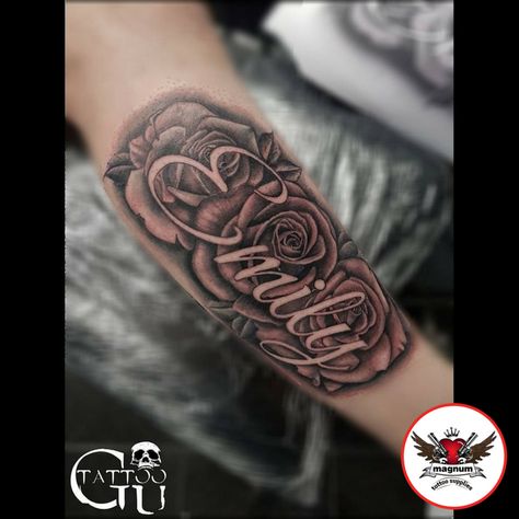 Roses With Names Tattoos For Men, Names With Roses Tattoos, Rose Tattoo With Name For Men, Rose Name Tattoo Men, Name With Roses Tattoo, Roses With Names Tattoos, Name Tattoos With Roses, Rose Tattoos With Names, Flowers With Names Tattoo