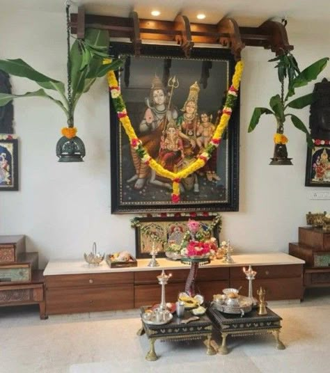 Traditional Wall Painting, Home Mandir, Pooja Door Design, Mandir Decoration, Home Flower Decor, Indian Room Decor, Simple Living Room Decor, Temple Design For Home, Indian Home Design