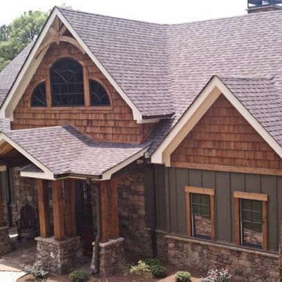 Gorgeous Shake Siding Rustic House Exterior, Exterior House Siding, Lake Houses Exterior, Cedar Shakes, Cabin Exterior, Haus Am See, Lots Of Windows, Mountain House Plans, Lake House Plans