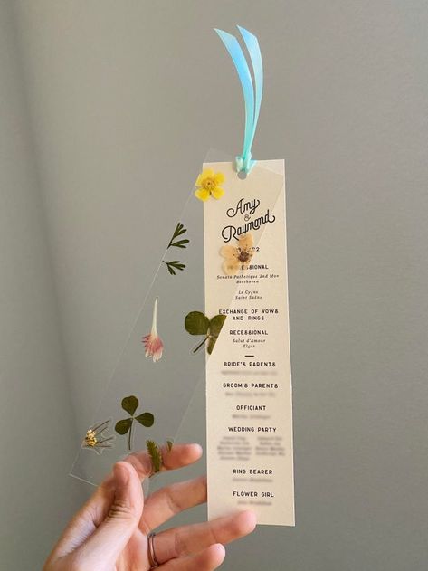 Wedding Program Bookmark, Book Mark Wedding Favors, Bookmark Wedding Invitations, Bookmark Wedding Favors, Bookmark Invitation, Pressed Flower Wedding Invitations, Wedding Bookmark, Pressed Flower Bookmark, Bridal Traditions