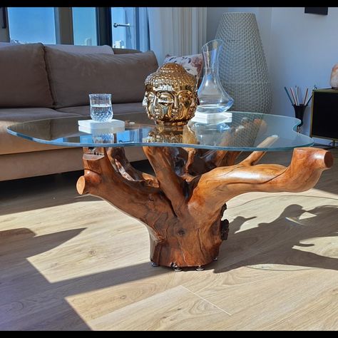 This nice cherry root is from a field at the foot of Mountain Spil. It was polished 3 times with walnut wax, suitable for indoor use. It has 7 stainless steel feet with adjustable height and direction. Asymmetric glass was used according to the center of gravity and root branches. The glass used is tempered and 10mm thick. Caffee Table, Glass And Wood Table, Wooden Table Diy, Root Coffee Table, Epoxy Countertops, Refined Rustic, Decor Images, Center Of Gravity, Coffee Table Styling