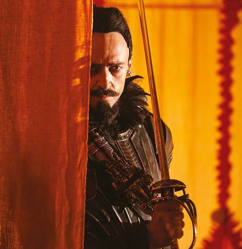 Hugh Jackman as Blackbeard in Pan Pan Images, Wolverine Origins, Levi Miller, Peter Pan Movie, Joe Wright, Garrett Hedlund, Movie Guide, Summer Movie, Rooney Mara