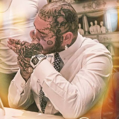 Bald Tattoo, Bald Head Tattoo, Really Bad Tattoos, Noxus League Of Legends, Scalp Tattoo, Post Malone Wallpaper, Hard Tattoos, Estilo Cholo, Circle Tattoos