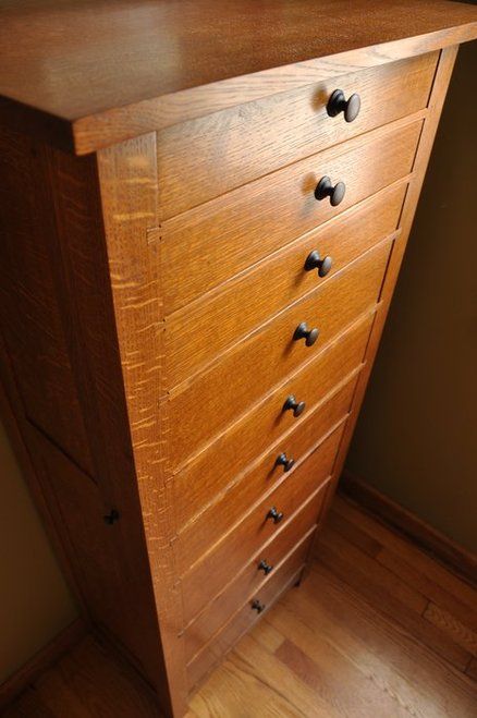 Arts & Crafts Jewelry Armoire / Lingerie Chest Craftsman Style Bedroom, Desert Bungalow, Tiny Basement, Mission Style Decorating, Mission Style Homes, Style Chest Of Drawers, Jewelry Armoires, Basement Workshop, Honey Do