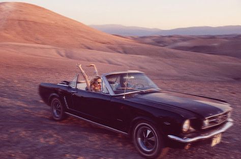 whooooooohhh!!! Road Trip Survival Kit, 90s Aesthetic, In The Desert, Car Wheels, New Classic, The Desert, Old Cars, Vintage Cars, Dream Cars