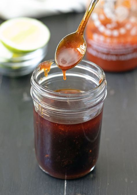 Honey Sriracha Sauce (Ready In 10 Minutes!) Honey Sriracha Brussel Sprouts, Honey Sauce Recipe, Honey Siracha, Recipes With Chili Garlic Sauce, Sriracha Sauce Recipe, Siracha Sauce, Honey Sriracha Sauce, Easy Sauce Recipe, Sriracha Aioli