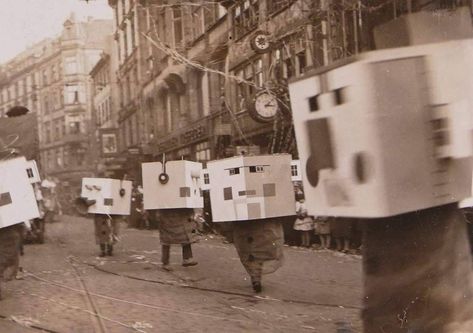 Carnival parade in Frankfurt, 1929. Apparently, this was a protest by the local roofer’s guild against Modern buildings with a flat roof, that threatened jobs. Weimar Republic, Carnival Parade, Modernist House, Let's Pretend, Arch Model, Building Roof, Modern Flat, Inner City, New Town