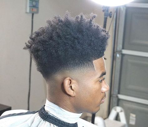 High Top Fade Black Men, Afro Hair Fade, Boys Hairstyle, Types Of Fade Haircut, Boondocks Drawings, Stylish Mens Haircuts, Afro Fade, High Top Fade, Men's Cuts