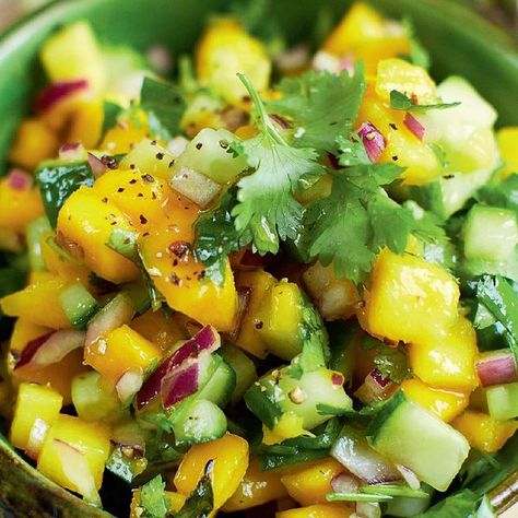 A zesty mango salsa recipe from Jamie Oliver's book Jamie's Food Tube. The vibrant mango is shaken up with red onion, cucumber, coriander and fresh lime juice. Recipes With Coriander, Mango Salad Recipe, Mango Salsa Recipe, Mango Salsa Recipes, Healthy Brunch, Mango Salad, Mango Recipes, Vegetarian Lunch, Mango Salsa