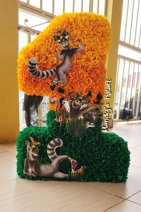 King Julien Party, Pinatas Ideas, Flower Numbers, Pinata Ideas, King Julien, Monster 1st Birthdays, 8 Birthday, Big Numbers, Piñata Ideas