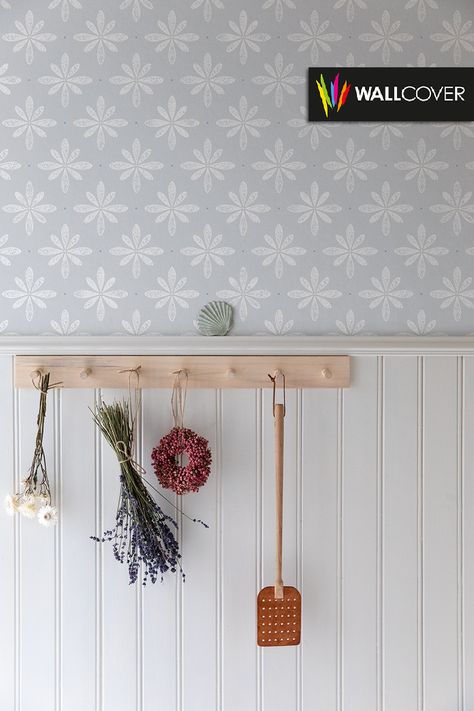 Scandinavian Interior Wallpaper, Scandinavian Kitchen Design Swedish Style, Swedish Interior Design Nordic Style, Scandinavian Entryway, Scandi Wallpaper, Swedish Wallpaper, Swedish Interior Design, Bedroom Scandinavian, Scandinavian Kitchen Design