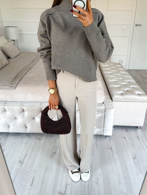 Mock Turtleneck Sweater curated on LTK Sweater With Turtleneck Underneath, Mock Neck Sweater Outfit, Neck Sweater Outfit, Sweater With Turtleneck, Cozy Winter Fashion, Outfit Ideas Winter, Chic Outfit Ideas, Mock Turtleneck Sweater, Chic Winter Outfits