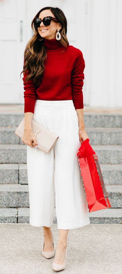 Diner Outfits, White Christmas Outfit, Christmas Outfits Dressy, Christmas Fashion Outfits, Red And White Outfits, Christmas Outfit Casual, Outfit Elegantes, White Pants Outfit, Cute Christmas Outfits