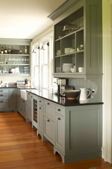 Farm Kitchen Ideas, Dapur Rustic, Modern Farmhouse Kitchen Cabinets, Rustic Farmhouse Kitchen Cabinets, Model Dapur, Refacing Kitchen Cabinets, Kabinet Dapur, Farmhouse Kitchen Cabinets, Kitchen Cabinets Decor