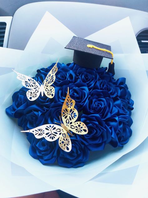 Graduation Eternal Flowers, Eternal Flower Bouquet, Graduation Flower Bouquet, Forever Flower Bouquets, Beautiful Roses Bouquet, Satin Flowers Diy, Ribbon Rose Bouquets, Roses Bouquet Gift, Ribbon Flowers Bouquet