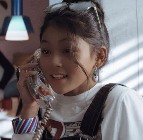 Claudia Kishi Bedroom, Claudia Kishi Makeup, Claudia Kishi Room, Claudia Kishi Earrings, Claudia Kishi Aesthetic, Dionysus Aesthetic, Claudia Kishi, The Baby Sitters Club, Club Outfits