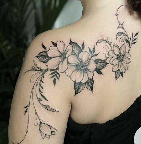 Colour Shoulder Tattoos For Women, Upper Back Shoulder Tattoo For Women, Back To Shoulder Tattoo For Women, Shoulder Cap Tattoos For Women Feminine, Lotus Shoulder Tattoo, Top Of Shoulder Tattoos For Women Unique, Floral Tattoo Design Shoulder, Back Shoulder Blade Tattoos For Women, Over The Shoulder Tattoo For Women