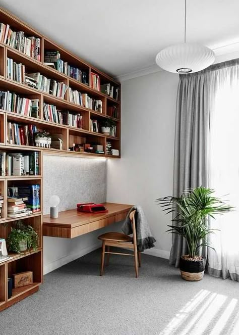 How To Choose The Right Desk With Bookcase? Minimalist Kitchen Cabinets, Desk Bookshelf, Minimalist Dekor, Interior Minimalista, Home Library Design, Bookshelf Styling, Home Libraries, Library Design, Farmhouse Furniture