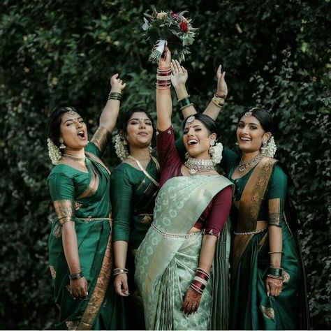 Saree For Friends Wedding South Indian, South Indian Bridesmaids Saree, South Indian Bridesmaids Outfits, Telugu Wedding Bridesmaid, Tamil Bridesmaid, Tamil Wedding Bridesmaid, South Indian Bridesmaids, Bride With Bridesmaids Pictures Indian, Indian Bridesmaids Outfits