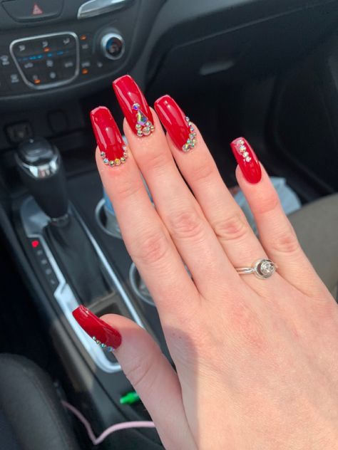 Red Nails With Gems Rhinestones, Red Nails Gems, Red Nails With Gems, Red Wedding Nails, Nails Gems, Nails With Gems, Bright Red Nails, Cherry Nails, Gem Nails