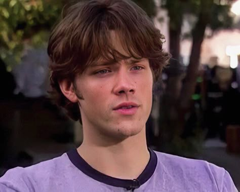 Sam E Dean, Dean Forester, Supernatural Actors, Jared And Jensen, Winchester Brothers, Sam Winchester, Jared Padalecki, Man Crush, Gilmore Girls