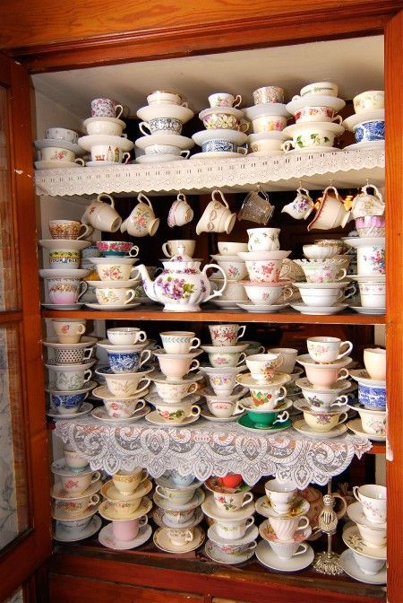 Teacups_DSC_0142-med Tea Cup Display, Tea Cup Collection, Decoration Shabby, Bean Plant, Cuppa Tea, Pretty China, Tassen Design, Teapots And Cups, Snacks Für Party