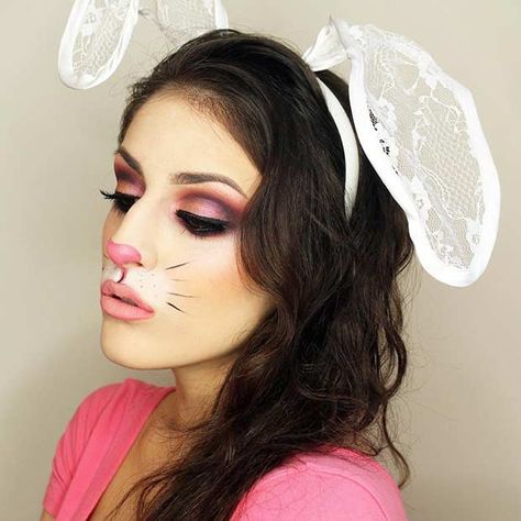 White Rabbit Makeup, Bunny Halloween Makeup, Easy Halloween Makeup Looks, Rabbit Makeup, Bunny Makeup, Easy Halloween Makeup, Recipes Halloween, Dinner Halloween, Halloween Make-up Looks