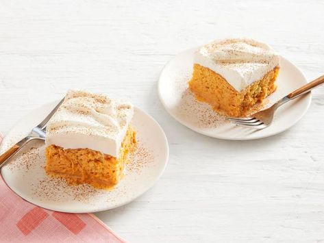 Pumpkin Spice Tres Leches Cake, Spice Tres Leches Cake, Pumpkin Spice Tres Leches, Millet Cake, Pumpkin Tres Leches Cake, Cookie Crafts, Desserts Pumpkin, Baking Treats, Tres Leches Cake