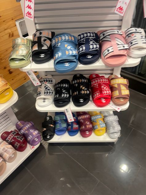 Croc Jibbitz Ideas Baddie, Cheap Trendy Slides For Streetwear, Kappa Slides Outfit Black Women, Sza X Crocs, Baddie Shoes Sneakers, Baddie Slippers, Kappa Slides, Pretty Sneakers, Crocs Fashion