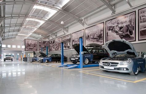 Auto Mechanic Shop, Auto Service Center, Garage Organization Systems, Garage Workshop Plans, Garage Design Interior, Workshop Layout, Mechanical Workshop, Automotive Shops, Car Barn