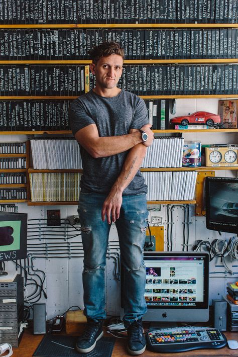 Casey Neistat Aesthetic, Casey Neistat Office, Character Brainstorm, Maximalism Room, Casey Neistat, Man Cave Furniture, Garage Organisation, Vector Animation, Senior Boy Poses