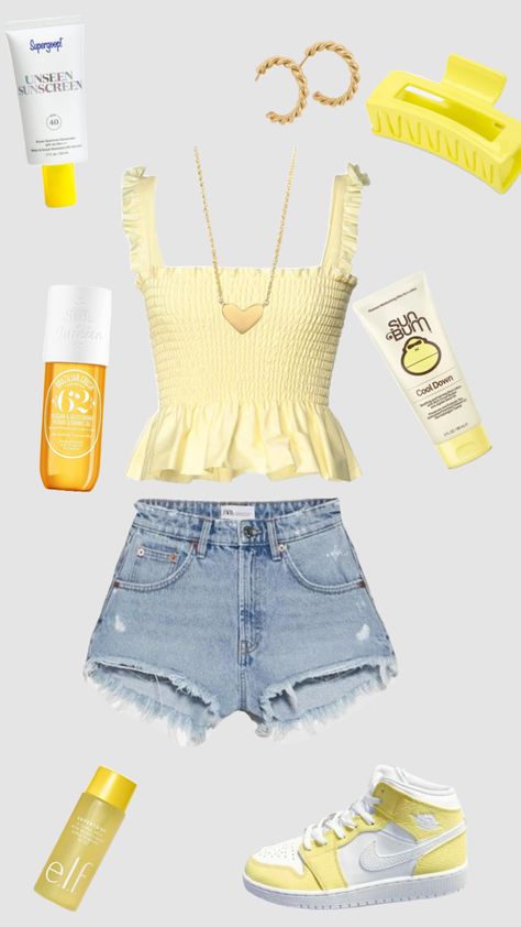 Yellow Fits Aesthetic, Yellow Fit Aesthetic, Cute Yellow Summer Tops, Cute Outfits Yellow, Yellow Preppy Outfit, Yellow Summer Top For School, Yellow Outfit Inspo Aesthetic, Preppy Outfits Yellow, Yellow Summer Outfits