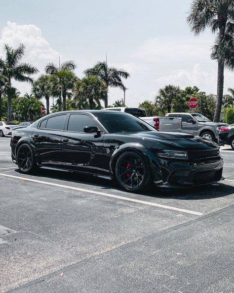 Hellcat widebody #charger #stripes #dodge #mopar #srt #scatpack #hellcat #decals #stance #americanmuscle #chargerfam #chargernation #moparornocar #dodgecharger #chargersrt  https://buff.ly/35tWBPy Dodge Srt Charger, Hellcat Widebody Charger, Widebody Charger, Kyle Fletcher, Hellcat Charger, Dodge Charger Hellcat, Charger Srt Hellcat, Stanced Cars, Dodge Srt