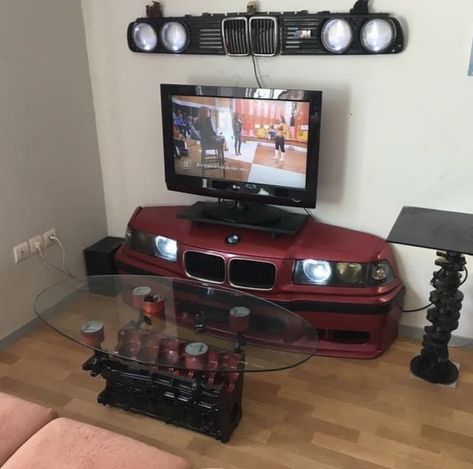 Car Guy House Ideas, Car Guy Room Aesthetic, F1 Man Cave, Car Guy Room, Car Guy House Decor, Car Part Art, Reuse Old Tires, Garage Furniture, Automotive Furniture