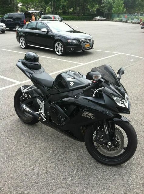 Buy 2008 All Black GSXR 750 on 2040-motos White And Black Motorcycle, Suzuki Motorcycle Gsxr 1000, Motor R25, All Black Motorcycle, White Plains New York, Suzuki Gsxr 600, Suzuki Bikes, Biker Photography, Big Bike