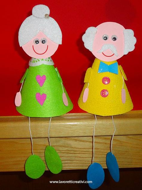 Grandparents Day Preschool, Grandparents Day Activities, Grandparents Day Crafts, Grandparents Day Gifts, Cup Crafts, Parents Day, Art N Craft, School Decorations, Grandparents Day